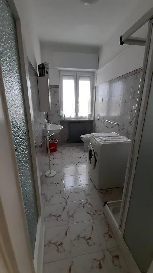 Casa Nerea - Camere Rooms ヴェローナ ホームステイ